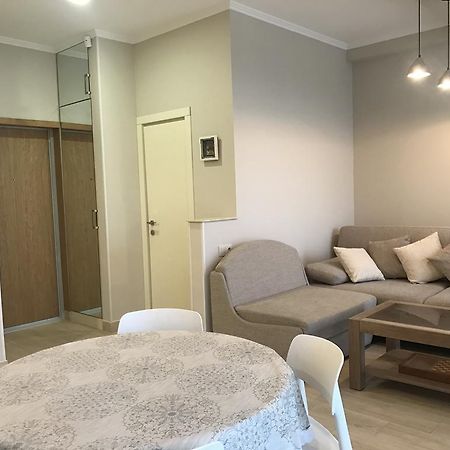 Piazza Apartment バトゥーミ エクステリア 写真