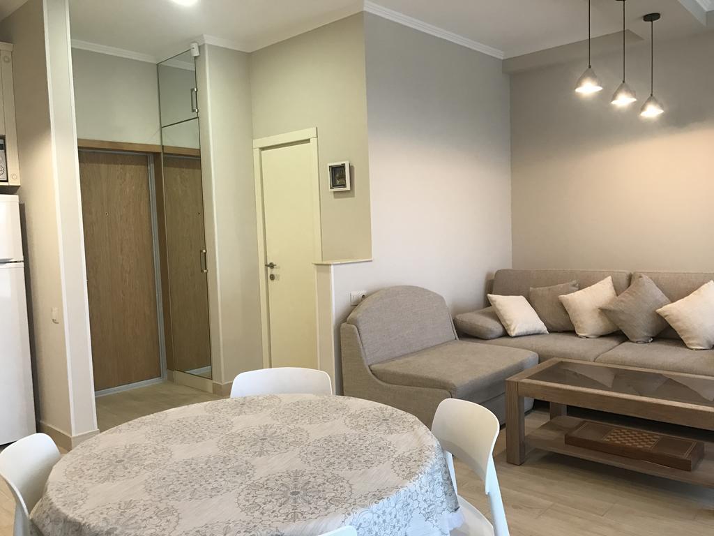 Piazza Apartment バトゥーミ エクステリア 写真