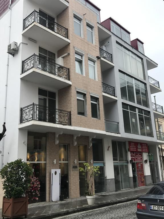 Piazza Apartment バトゥーミ エクステリア 写真