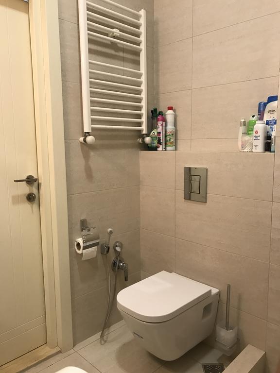 Piazza Apartment バトゥーミ エクステリア 写真