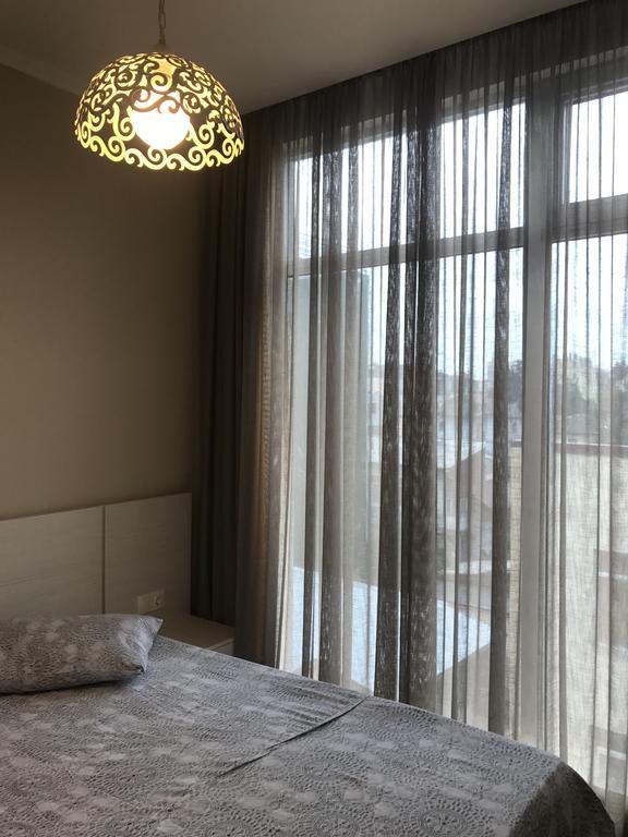 Piazza Apartment バトゥーミ エクステリア 写真