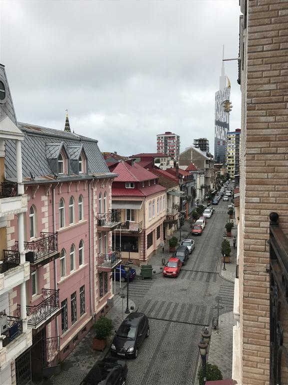 Piazza Apartment バトゥーミ エクステリア 写真